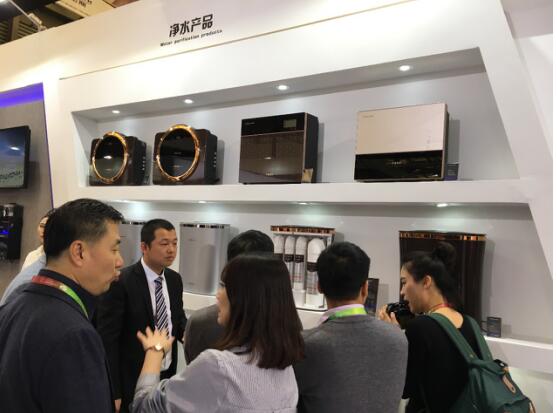 星空网页版净水机亮相2017年AWE 深耕健康用水领域1